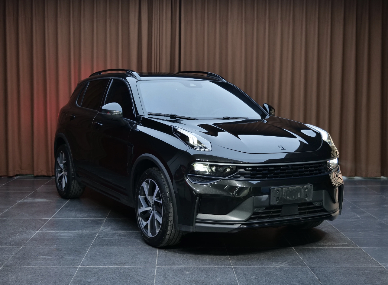 Lynk & Co 01 Hyper